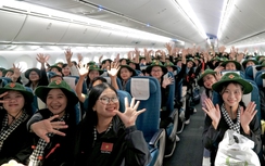 Chuyến bay đặc biệt đưa hơn 360 chiến sĩ hoàn thành nhiệm vụ A80 về TP.HCM