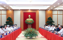 Bộ Chính trị cho ý kiến về công tác chuẩn bị Đại hội Đảng bộ MTTQ, các đoàn thể Trung ương