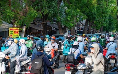 Hà Nội đẩy nhanh chuyển đổi giao thông xanh, hoàn thành trạm sạc chuẩn vào tháng 11/2025