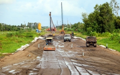 Cận cảnh thi công cao tốc Châu Đốc - Cần Thơ - Sóc Trăng đoạn qua Cần Thơ