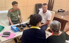 Phút chót chặn kịp thời vụ mạo danh công an lừa gần nửa tỷ đồng của cụ bà 73 tuổi