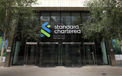 Standard Chartered dự báo Fed sẽ cắt giảm lãi suất 0,50 điểm cơ bản