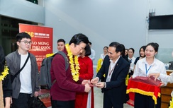 An Giang: Đón chuyến bay "xông đất" đầu năm chở hơn 200 du khách Hàn Quốc đến Phú Quốc