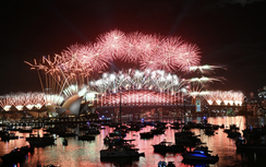 Những khoảnh khắc chào đón giao thừa ấn tượng trên thế giới