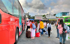Cà Mau: Công bố số điện thoại đường dây nóng, xử nghiêm vi phạm vận tải hành khách dịp Tết