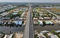 Cà Mau: Lập quy hoạch, khai thác quỹ đất dọc cao tốc, đường nối sân bay