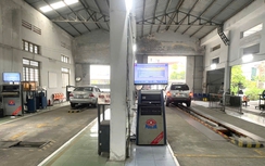 Chủ xe phấn khởi vì ô tô được đăng kiểm ngay trong dịp nghỉ Tết dương lịch