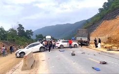 Tai nạn liên hoàn giữa 11 ô tô trên cao tốc La Sơn - Hòa Liên