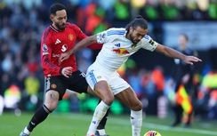 Hòa Leeds, MU tạm vươn lên vị trí thứ 5 trên bảng xếp hạng