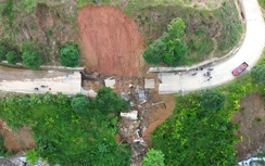 Quảng Ngãi chi hơn 300 tỷ đồng hỗ trợ dân sinh, tái thiết hạ tầng sau thiên tai