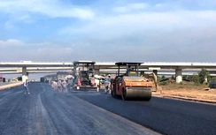 Tập đoàn Xây dựng Miền Trung hỗ trợ thầu phụ tăng tốc tiến độ cao tốc Biên Hòa - Vũng Tàu