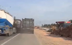 Công an xác minh xe ben chạy tốc độ cao, lấn làn xe máy