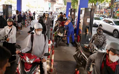Giá xăng đồng loạt tăng