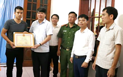 Ninh Bình: Truy tặng giấy khen người đàn ông tử nạn khi cứu hai cháu nhỏ đuối nước