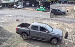 Lâm Đồng: Bị xe bán tải quay đầu cán trúng, người đàn ông ngồi bên đường tử vong