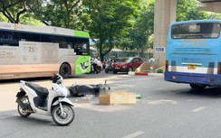 Hà Nội: Ngã ra đường sau va chạm, cô gái bị xe buýt cán tử vong trên đường Xuân Thủy