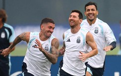 Thủ môn Benin lo đồng đội tranh cãi vì đổi áo với Messi