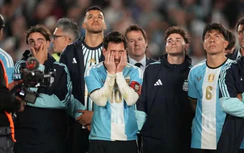 Messi nghẹn ngào nói lời chia tay tuyển Argentina