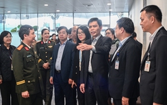 Thứ trưởng Lê Anh Tuấn trực tiếp thị sát sân bay Nội Bài trước cao điểm Tết 2026