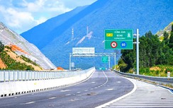 Khẩn trương khắc phục hư hỏng thuộc trách nhiệm bảo hành trên cao tốc Bùng - Vạn Ninh