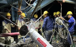 100 công nhân, kỹ sư trắng đêm đổ bê tông cầu Phước Khánh nối Đồng Nai - TP.HCM