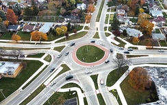 Chicago tăng cường xây vòng xuyến để cải thiện an toàn giao thông