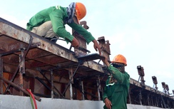 Tết ấm trên công trường thi công cao tốc Cà Mau - Đất Mũi