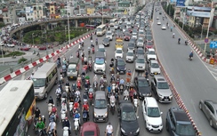 Thủ tướng: Không để xảy ra ùn tắc trên các tuyến đường vào trung tâm Hà Nội và TP.HCM