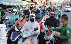 Ngày cuối nghỉ Tết, giao thông TP.HCM căng thẳng, nhiều nơi kẹt xe kéo dài