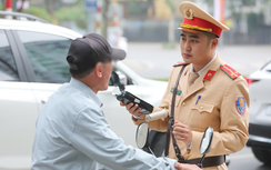 Bản tin TNGT 23/2: Hơn 26.000 trường hợp vi phạm nồng độ cồn trong 9 ngày nghỉ Tết