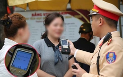 Hà Nội: Nữ tài xế vi phạm nồng độ cồn bị phạt 7 triệu đồng ngày khai xuân
