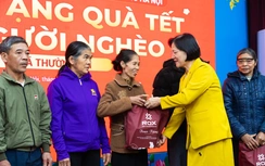 ROX Share mang Tết ấm đến hơn 2.300 hộ gia đình khó khăn