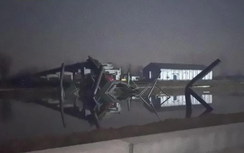 Sập cầu đang xây dở ở Trung Quốc, 2 người thiệt mạng