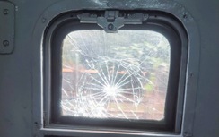 Đồng Nai: Bé trai 12 tuổi ném đá làm vỡ kính tàu hỏa