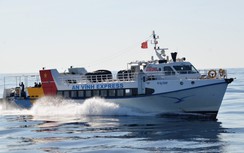 Sẵn sàng phương án đưa người dân về Lý Sơn ăn Tết khi biển động