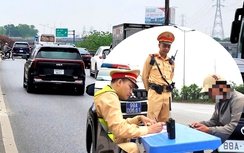 Xử lý nghiêm xe máy đi ngược chiều trên quốc lộ 18 sau phản ánh của Báo Xây dựng