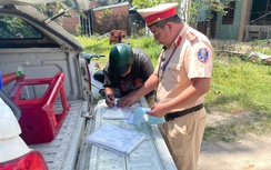 Gia Lai: Cố vượt qua gác chắn đường sắt, hàng loạt tài xế bị xử phạt