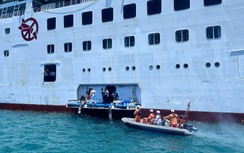 Nỗ lực xuyên đêm cứu du khách Nhật từ tàu Pacific World