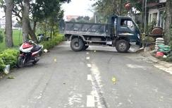Thanh Hóa: Xe máy va chạm xe ben, hai người thương vong