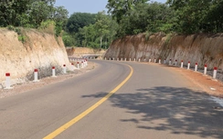 Đồng Nai: Thêm vụ hạ cốt nền đường làm nhà dân chênh vênh, chủ tịch tỉnh yêu cầu làm rõ