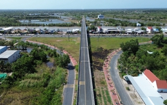 Cà Mau ưu tiên xây dựng cầu, đường kết nối khu kinh tế Năm Căn