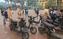 CSGT Lào Cai chủ động kế hoạch tuần tra, ngăn ngừa tai nạn từ xe điện độ chế