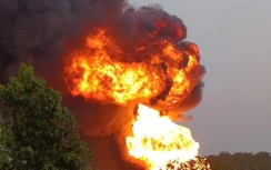 TP.HCM: Cháy kho hóa chất kèm theo nhiều tiếng nổ lớn