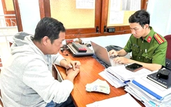 Bắt kẻ trộm 90 triệu đồng của người phụ nữ cất trong cốp xe máy ở Khánh Hoà