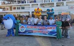 Du thuyền quốc tế đưa gần 180 du khách châu Âu "check in" Quy Nhơn