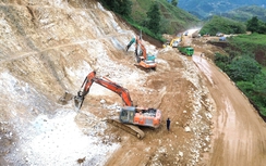 Xử nghiêm nhà thầu chậm thi công dự án kết nối giao thông miền núi phía Bắc qua Lào Cai