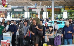 Doanh nghiệp hàng không, du lịch tìm cách vượt “bão” chi phí