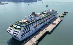 Quảng Ninh tăng cường kiểm soát an toàn tàu du lịch sau vụ cháy trên vịnh Hạ Long