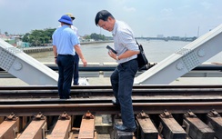 Bộ Xây dựng yêu cầu khẩn trương khắc phục sự cố sà lan va chạm cầu Ghềnh tại Đồng Nai