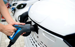 Khủng hoảng xăng dầu tạo đà cho xe điện “lên ngôi” ở châu Á - Thái Bình Dương